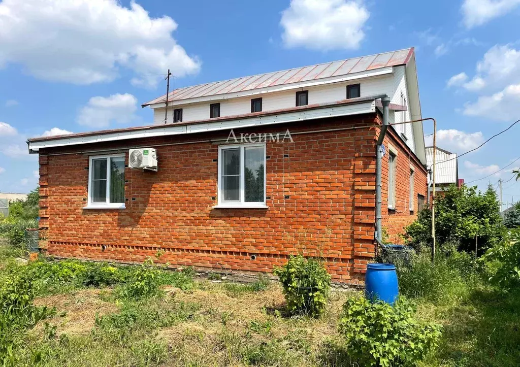 Дом в Омская область, Азовский Немецкий Национальный район, с. ... - Фото 0