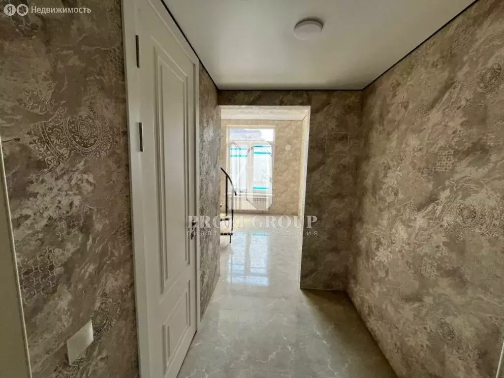 3-комнатная квартира: Махачкала, Гапцахская улица, 20 (99 м) - Фото 1