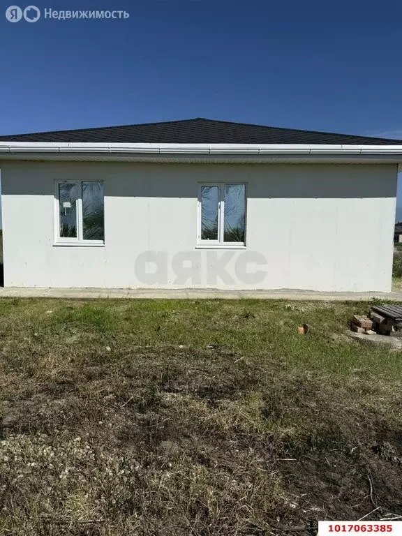 Дом в посёлок городского типа Энем, улица имени В.М. Королева, 9 (67.6 ... - Фото 2