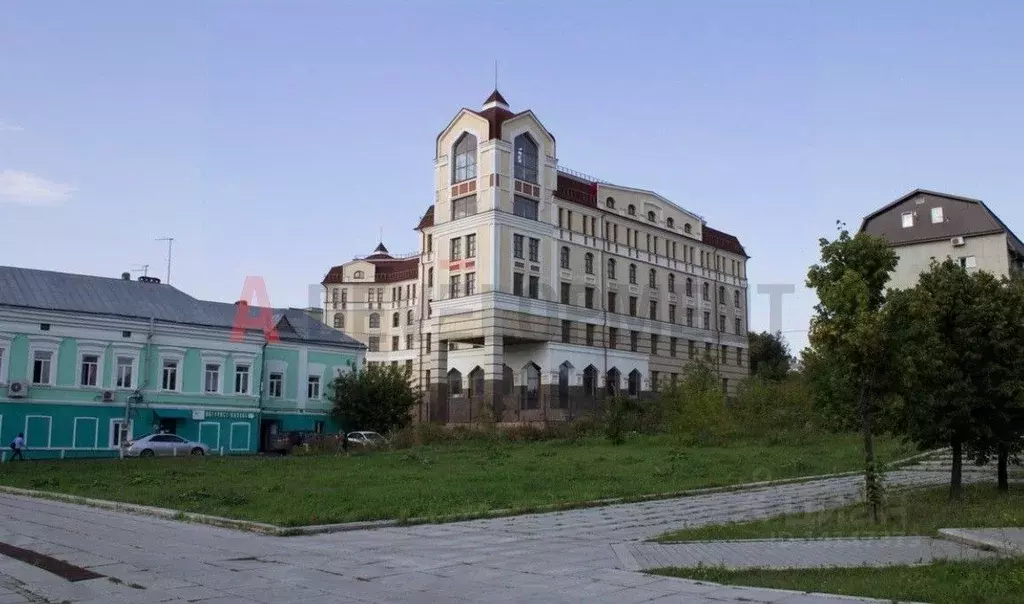 Торговая площадь в Татарстан, Казань Петербургская ул., 19 (6493 м) - Фото 0