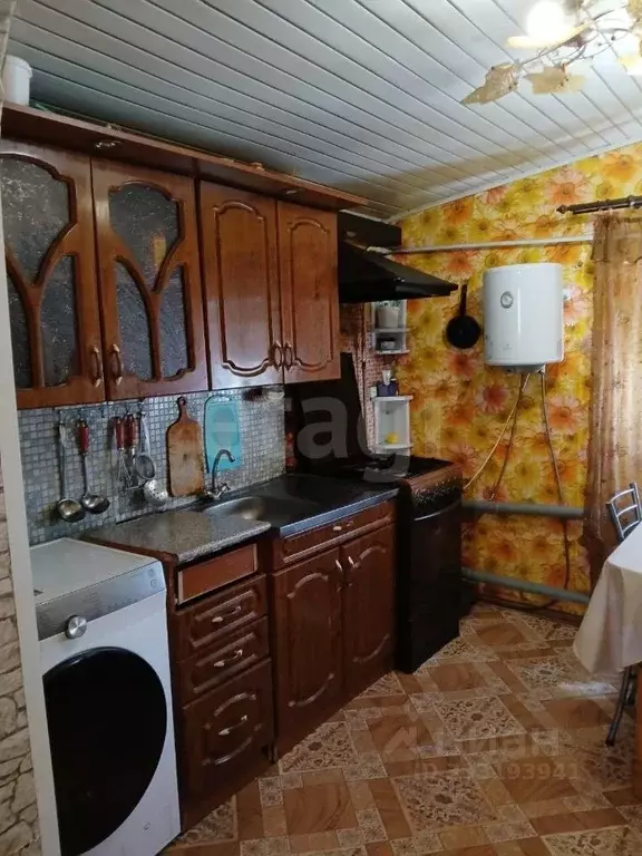 Дом в Саратовская область, Федоровский район, Семеновское ... - Фото 1