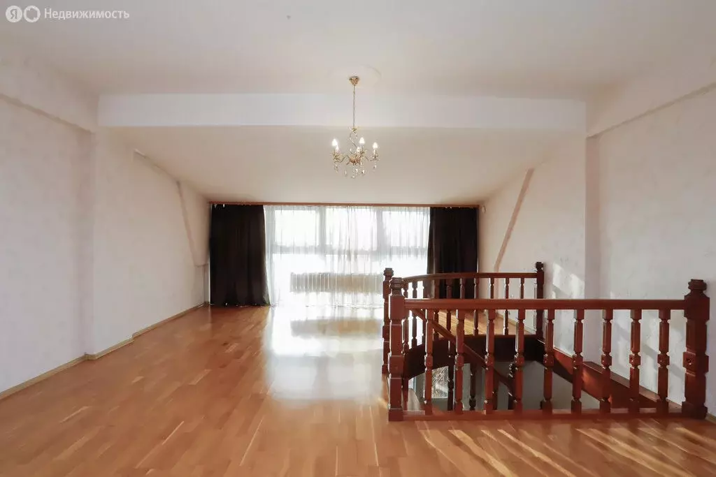 2-комнатная квартира: Иркутск, Дальневосточная улица, 140 (117 м) - Фото 2