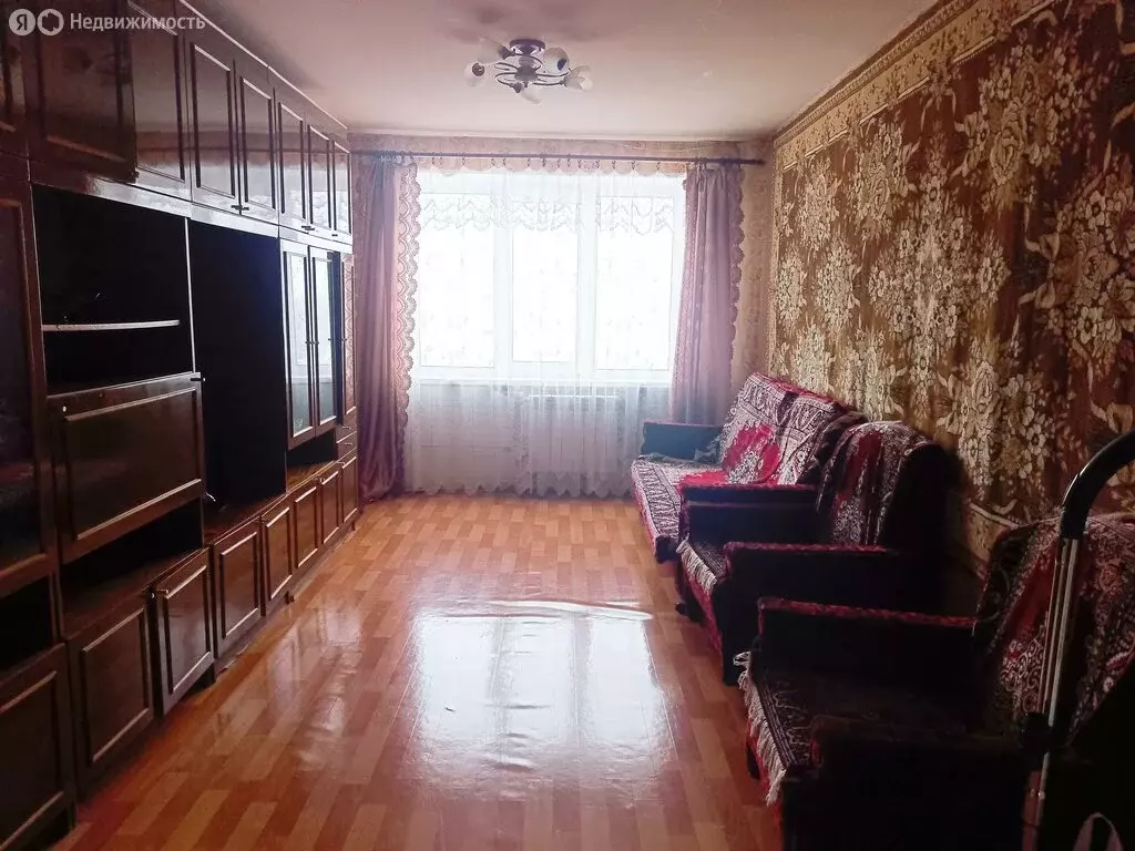 3-комнатная квартира: Чебоксары, улица 139-й Стрелковой Дивизии, 8 ... - Фото 1