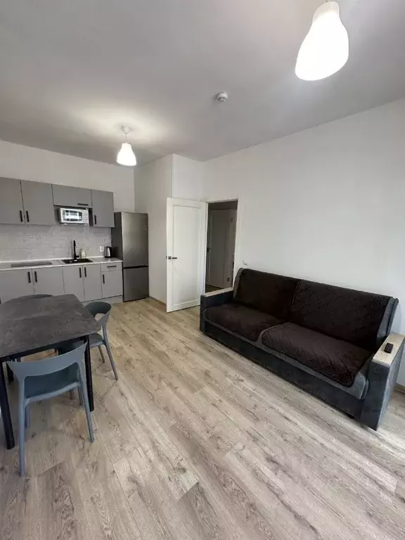 1-к кв. Свердловская область, Екатеринбург бул. Новосинарский, 5 (34.0 ... - Фото 1