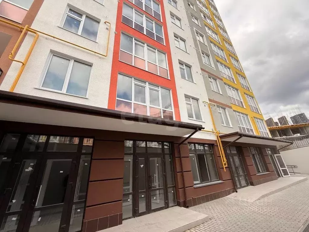 Помещение свободного назначения в Крым, Симферополь ул. Батурина (45 ... - Фото 1