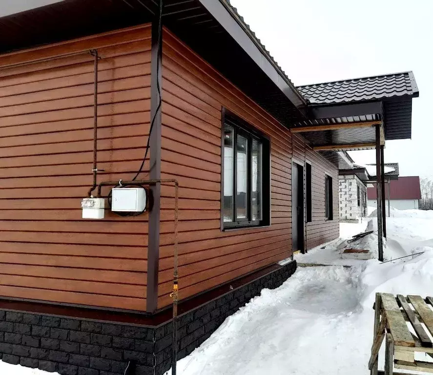 Дом в Пензенская область, Мокшанский район, Рамзайский сельсовет, с. ... - Фото 2