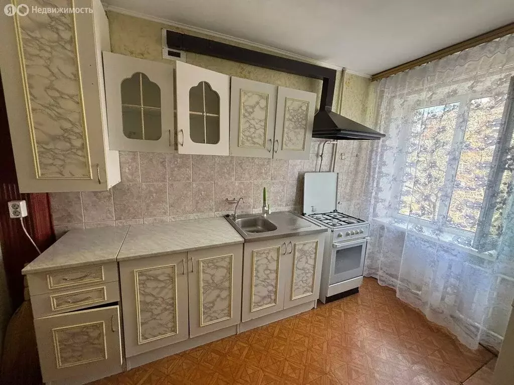 2-комнатная квартира: Крымск, улица Фадеева, 23 (54 м) - Фото 2