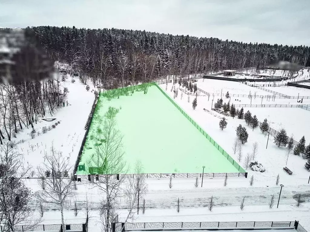 Участок в Московская область, Красногорск городской округ, д. ... - Фото 0