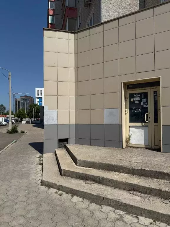 Помещение свободного назначения в Красноярский край, Красноярск ... - Фото 1