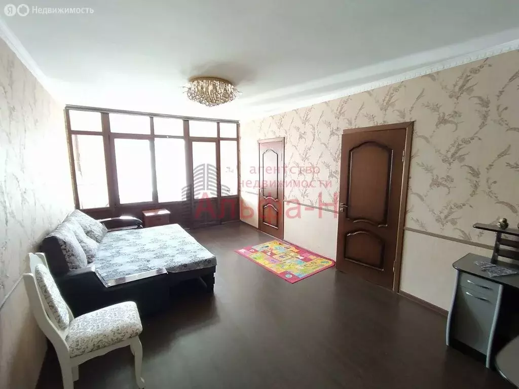 4-комнатная квартира: Ессентукская, улица Гагарина, 5 (98 м) - Фото 1