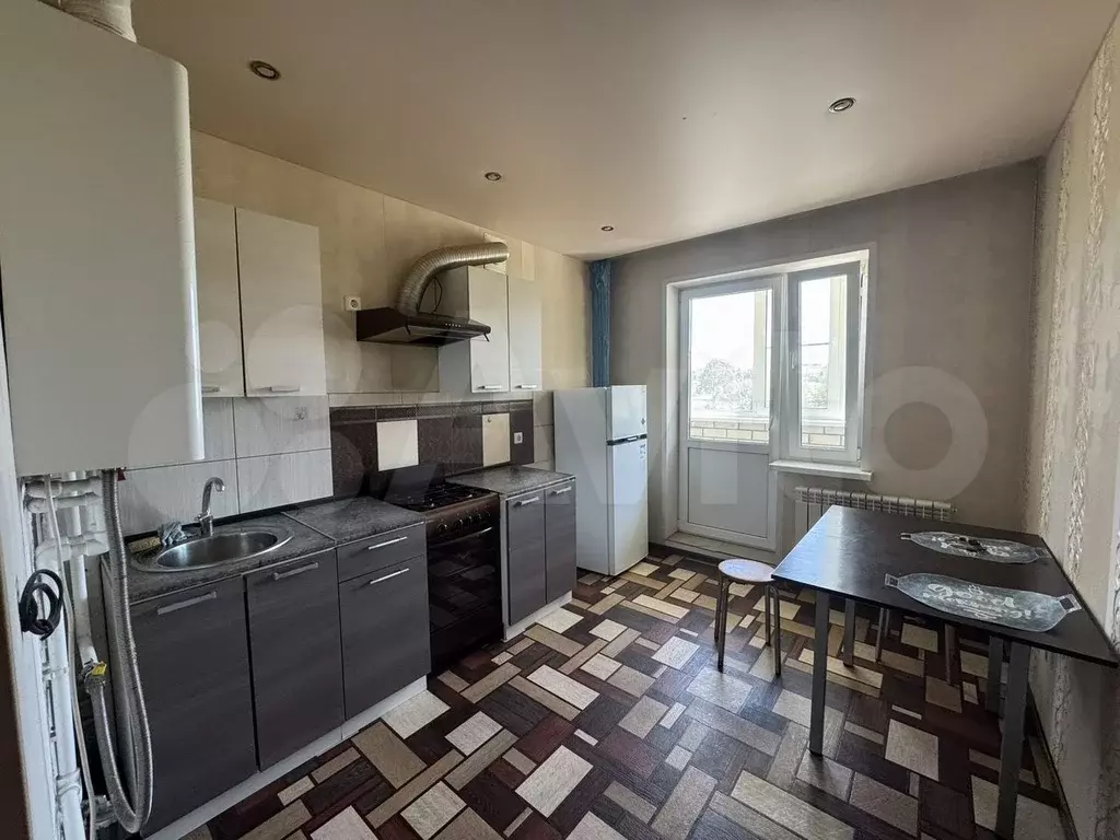 1-к. квартира, 40 м, 2/10 эт. - Фото 0