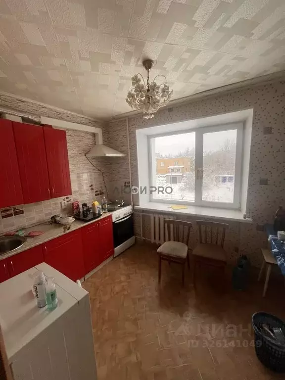 1-к кв. Кировская область, Кирово-Чепецк ул. Ленина, 36к2 (36.0 м) - Фото 1