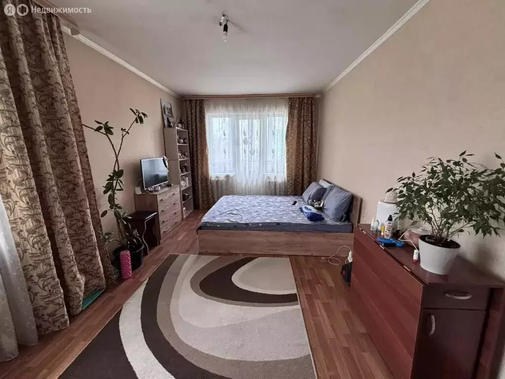 2-комнатная квартира: Серпухов, улица Джона Рида, 28 (42 м) - Фото 1