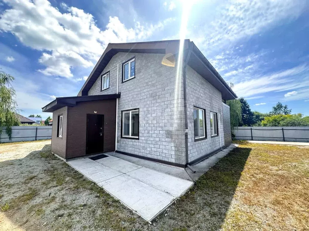 Дом в Приморский край, Артем ул. Зои Космодемьянской, 58 (212 м) - Фото 0