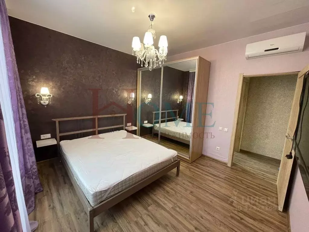 3-к кв. Новосибирская область, Новосибирск ул. Шевченко, 25 (79.0 м) - Фото 1