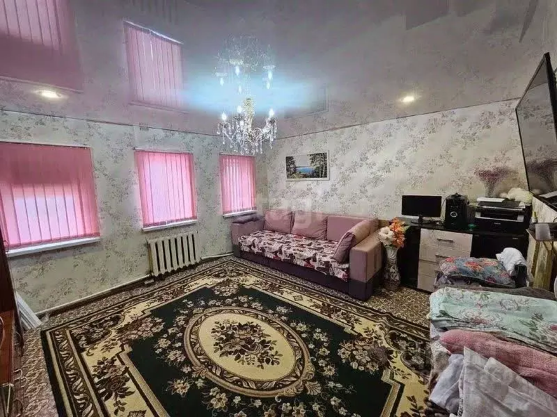 Дом в Астраханская область, Астрахань Калужская ул. (60 м) - Фото 0