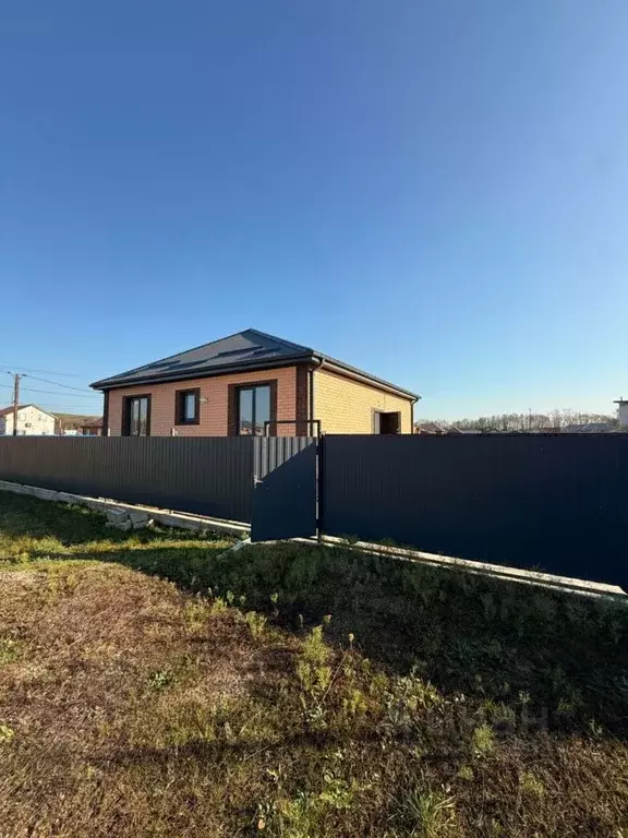 Дом в Краснодарский край, Белореченск Благодатная ул., 38 (91 м) - Фото 1