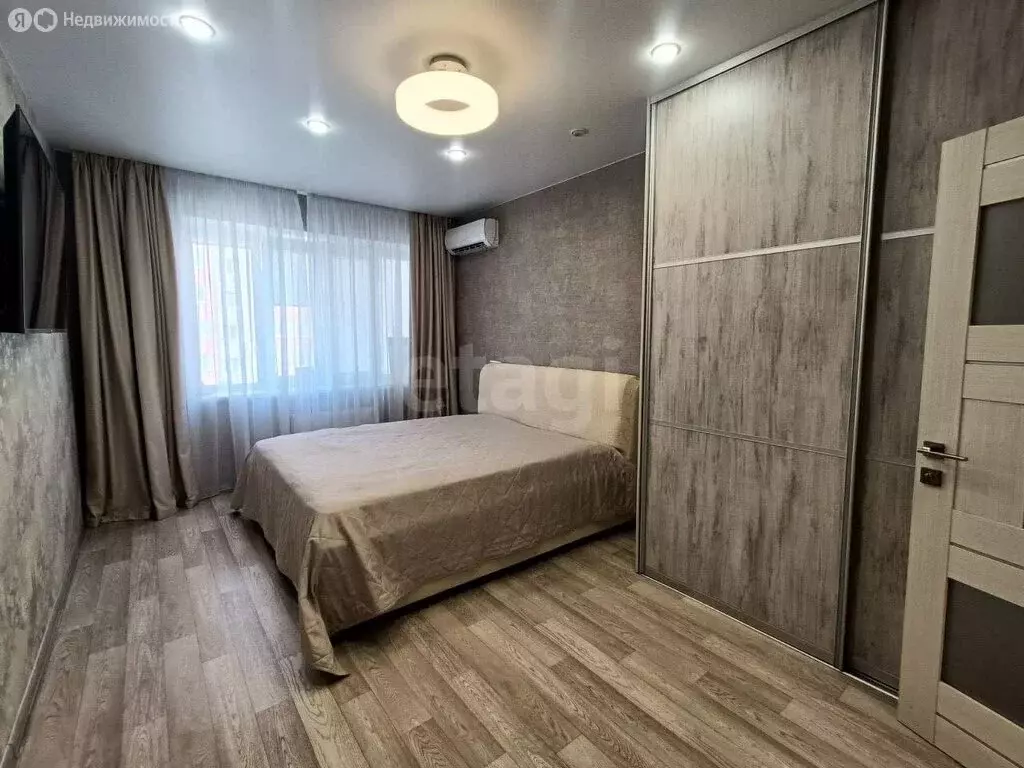 3-комнатная квартира: Краснодар, Домбайская улица, 59 (81 м) - Фото 0