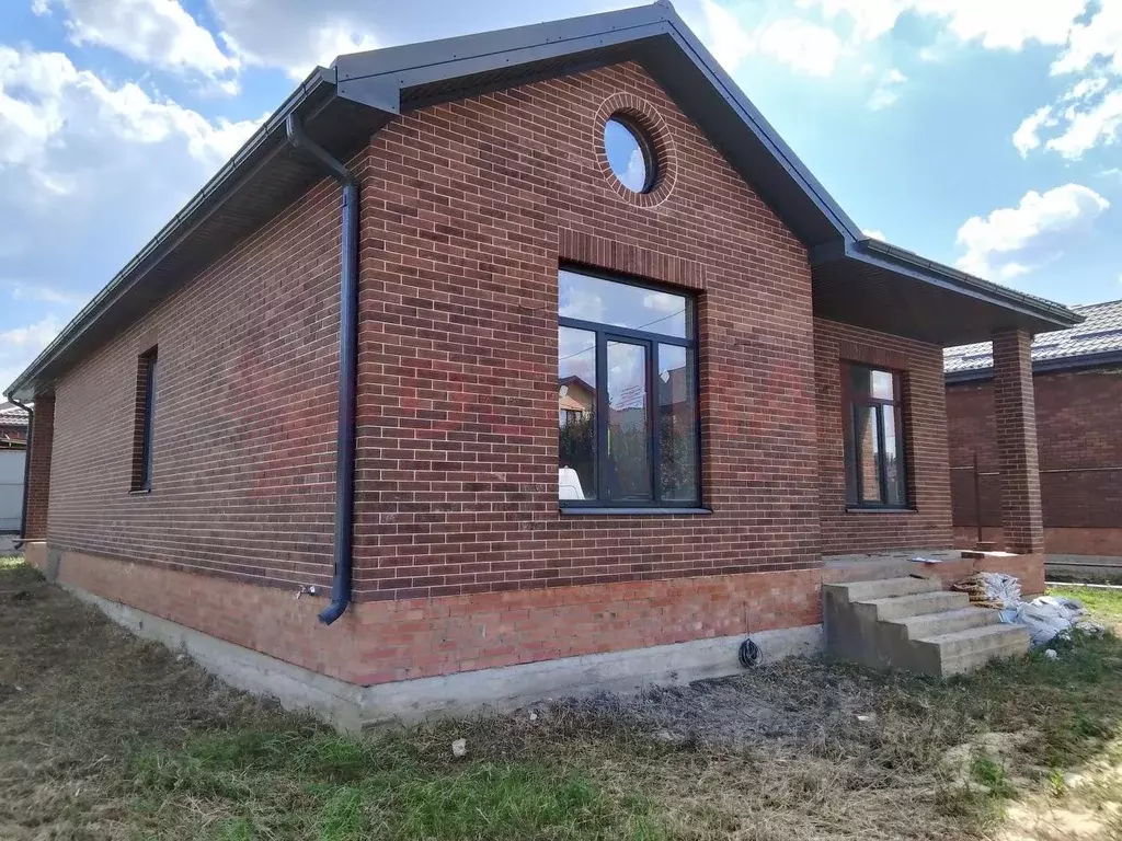 Дом в Ростовская область, Аксай ул. Михаила Ковалева (110 м) - Фото 1