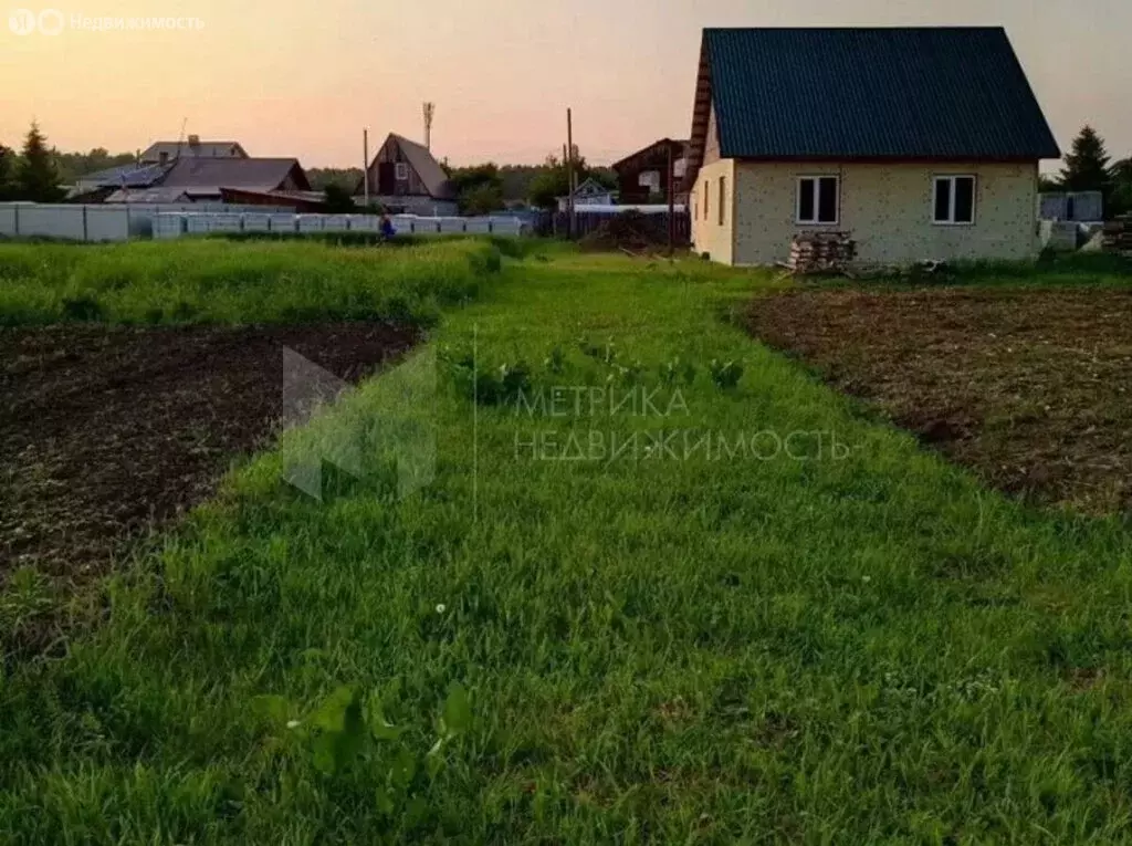 Участок в Тюменский муниципальный округ, деревня Ушакова, Советская ... - Фото 2