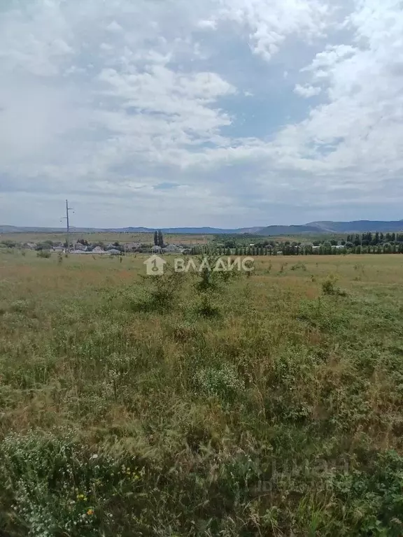 Участок в Крым, Симферопольский район, с. Доброе ул. Лесная (6.0 сот.) - Фото 1