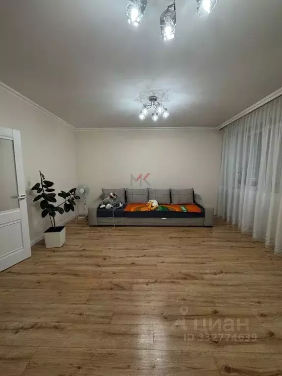 3-к кв. Хакасия, Абакан ул. Кирова, 122 (80.6 м) - Фото 1