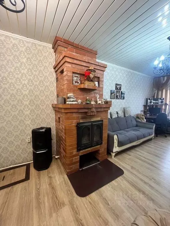 Дом в Ленинградская область, Луга Парковая ул., 16 (102 м) - Фото 1