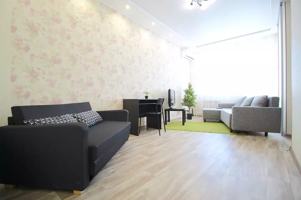 2-к кв. Омская область, Омск Госпитальная ул., 19а (45.0 м) - Фото 1