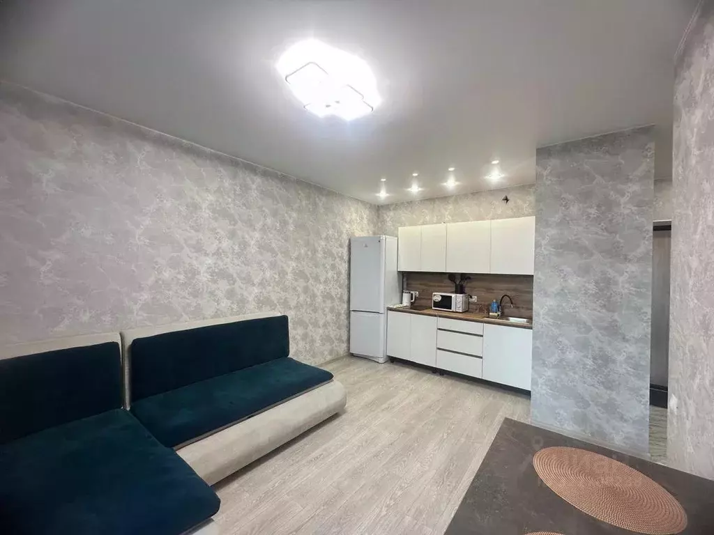 1-к кв. Тюменская область, Тюмень ул. Андрея Приказнова, 7 (37.0 м) - Фото 0