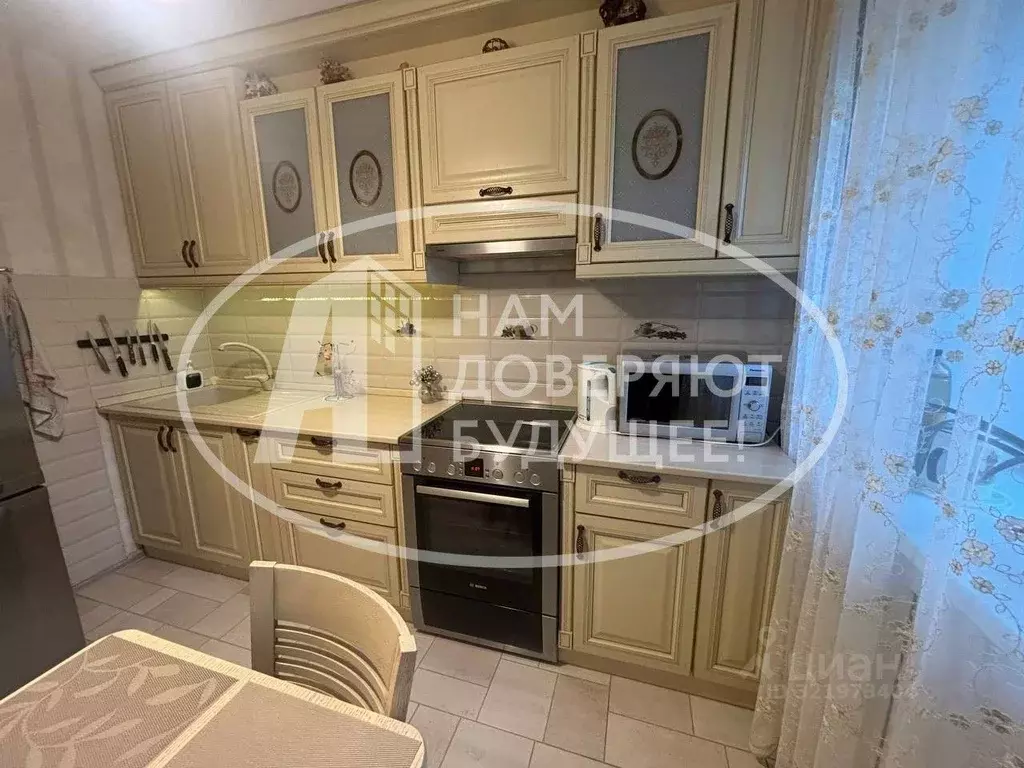 3-к кв. Удмуртия, Глазов ул. Короленко, 29А (66.9 м) - Фото 0