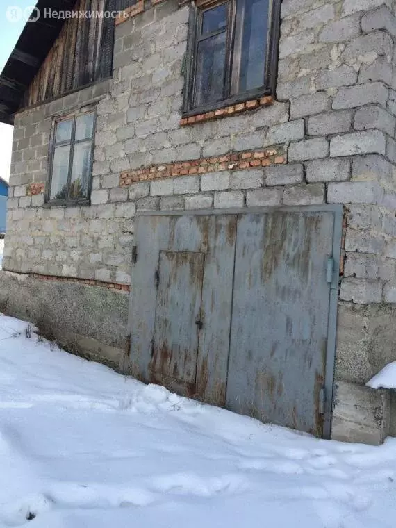 Дом в Берёзовский район, Вознесенский сельсовет, деревня Красная ... - Фото 1