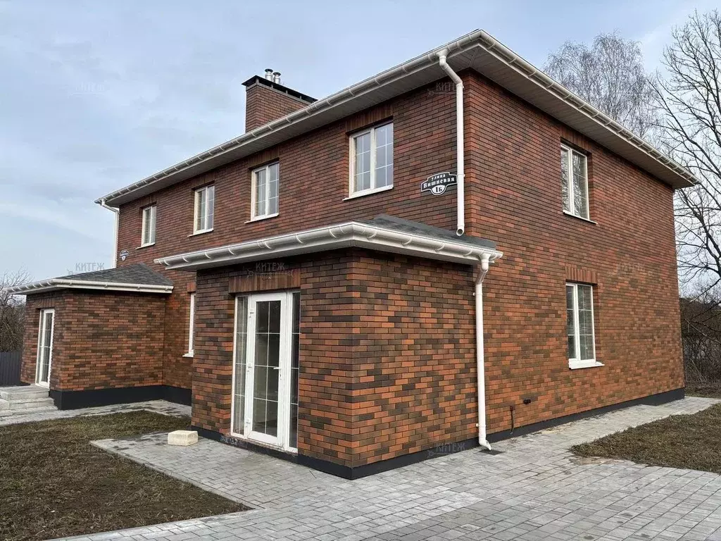 3-к кв. Калужская область, Калуга ул. Вишневая, 1Б (125.0 м) - Фото 2