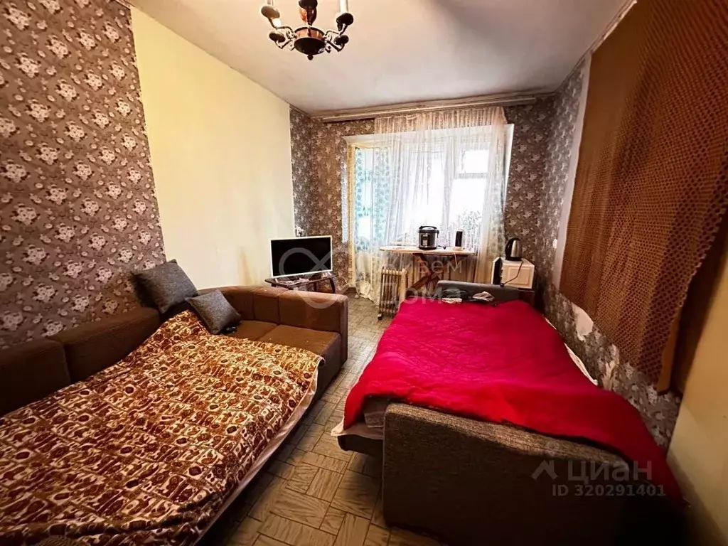 3-к кв. Волгоградская область, Волгоград ул. 7-й Гвардейской, 19А ... - Фото 0
