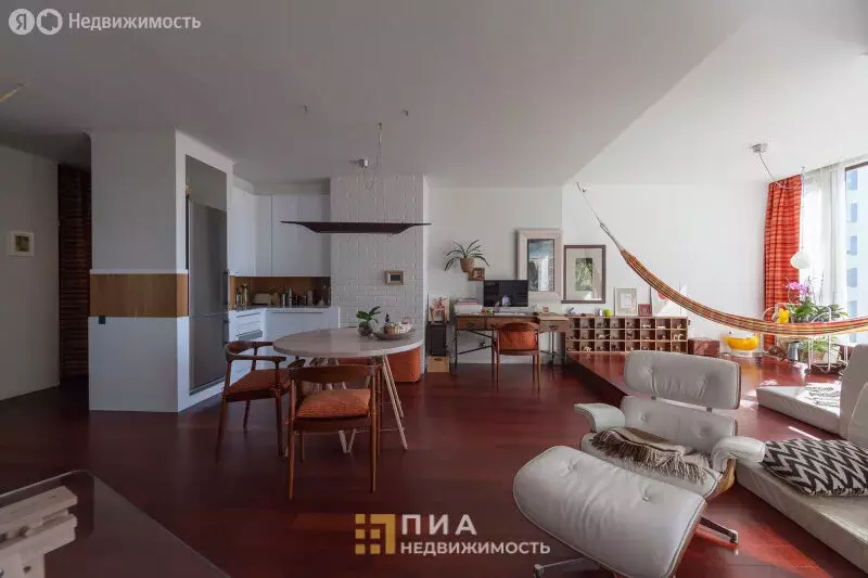 2-комнатная квартира: Санкт-Петербург, Капитанская улица, 4 (105 м) - Фото 1