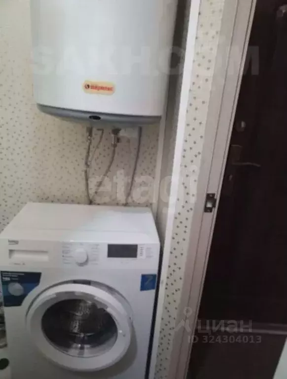 Студия Сахалинская область, Южно-Сахалинск просп. Победы, 81 (22.0 м) - Фото 1