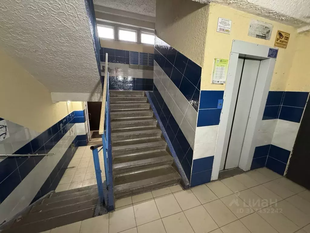 2-к кв. Красноярский край, Красноярск ул. Курчатова, 15а (53.0 м) - Фото 0