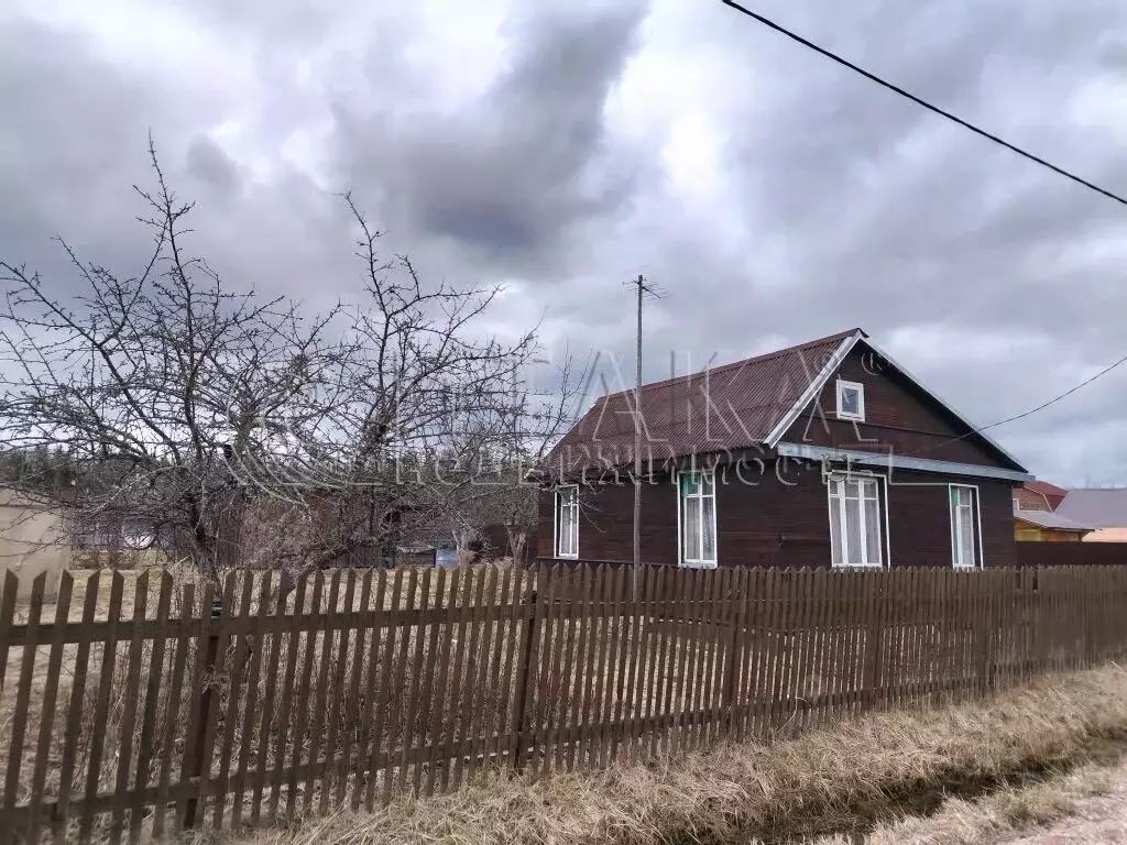 Дом в Ленинградская область, Лужский район, Заклинское с/пос, ... - Фото 2