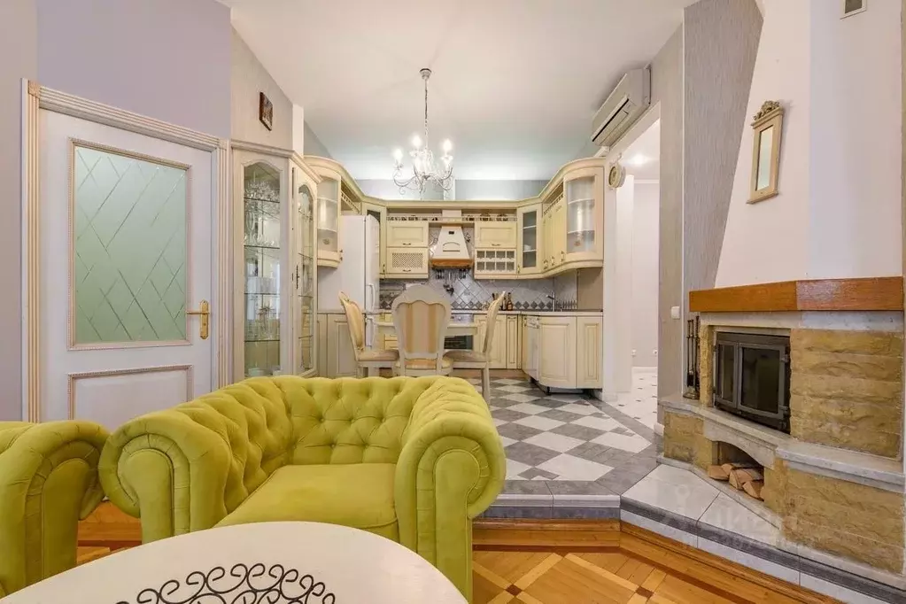 2-к кв. Санкт-Петербург ул. Чайковского, 2/7 (65.0 м) - Фото 0