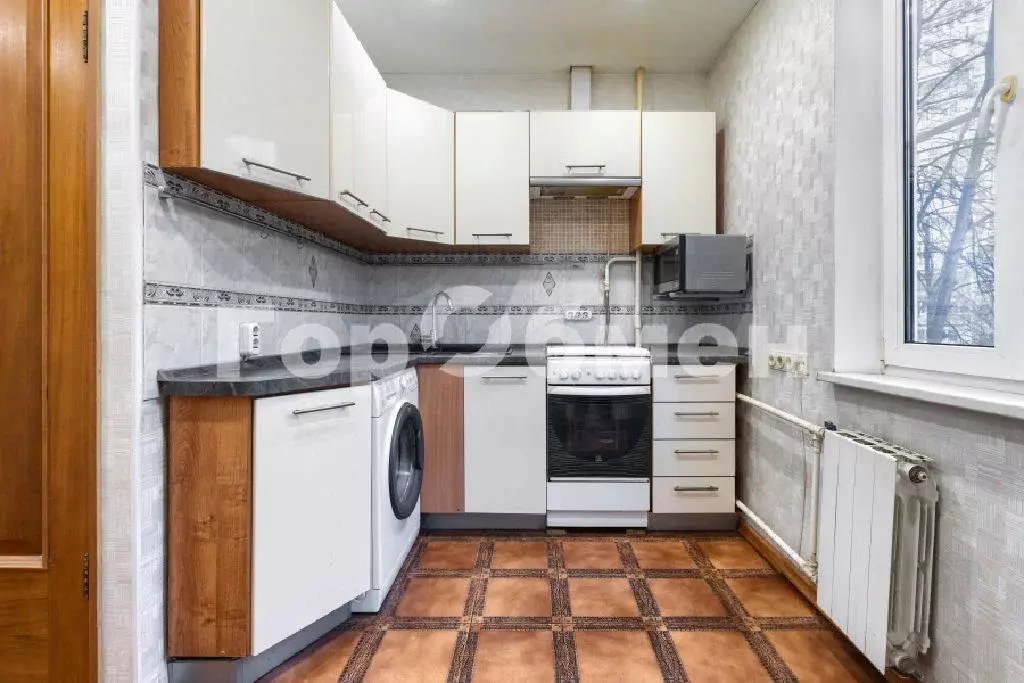 Продается 3-комнатная квартира - Фото 1