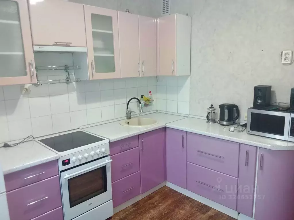 3-к кв. Белгородская область, Старый Оскол Восточный мкр, 14 (63.0 м) - Фото 1