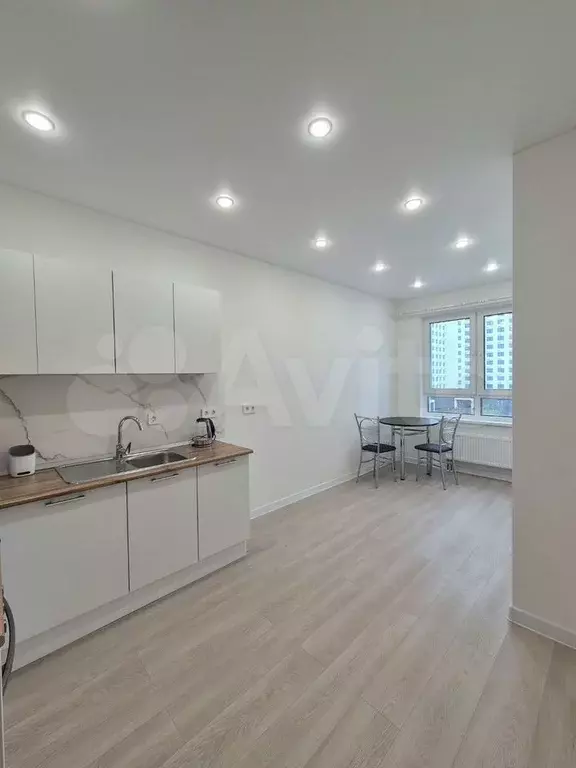 1-к. квартира, 30 м, 5/18 эт. - Фото 1