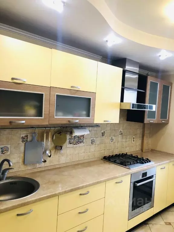 2-к кв. Саратовская область, Саратов ул. Усть-Курдюмская, 3 (48.8 м) - Фото 2