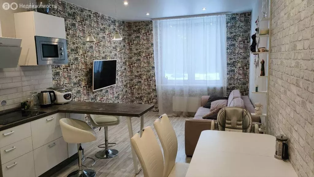 2-комнатная квартира: Екатеринбург, улица Чкалова, 231 (79.3 м) - Фото 0