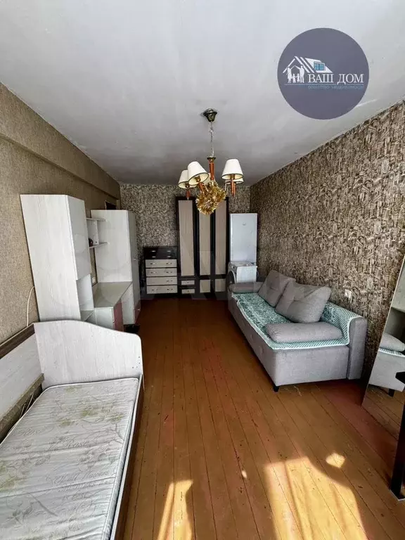 Комната 46,5 м в 3-к., 1/5 эт. - Фото 1