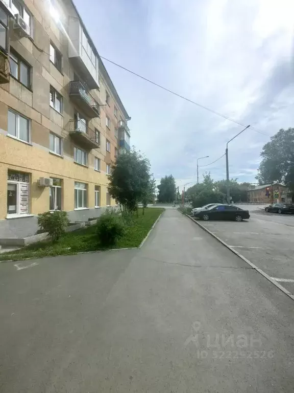 Помещение свободного назначения в Кемеровская область, Кемерово ул. 9 ... - Фото 0