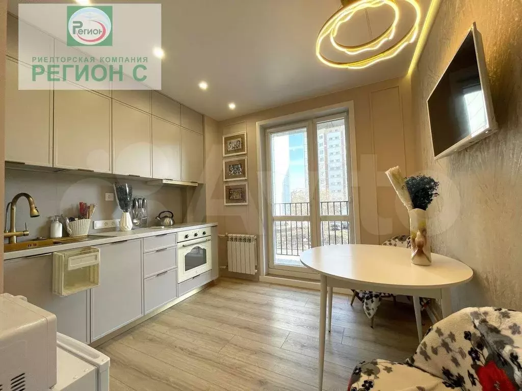 1-к. квартира, 42 м, 2/9 эт. - Фото 0