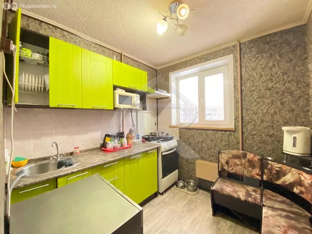 3-комнатная квартира: Ревда, улица Павла Зыкина, 48 (53.1 м) - Фото 1