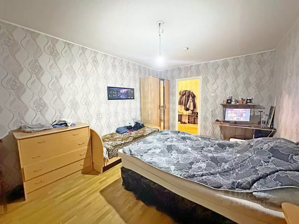 1-к кв. Тюменская область, Тюмень Новосибирская ул., 129 (45.0 м) - Фото 0