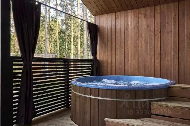 Дом в Ленинградская область, Выборгский район, Полянское с/пос, пос. ... - Фото 2