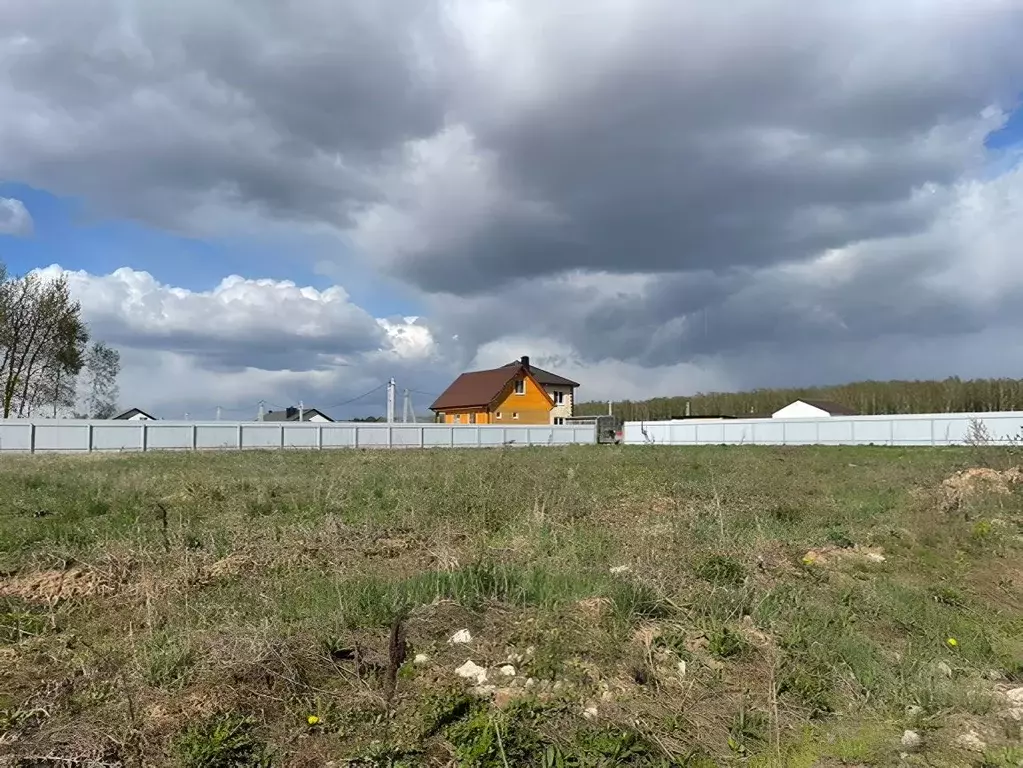 Участок в Московская область, Домодедово городской округ, с. Красный ... - Фото 1